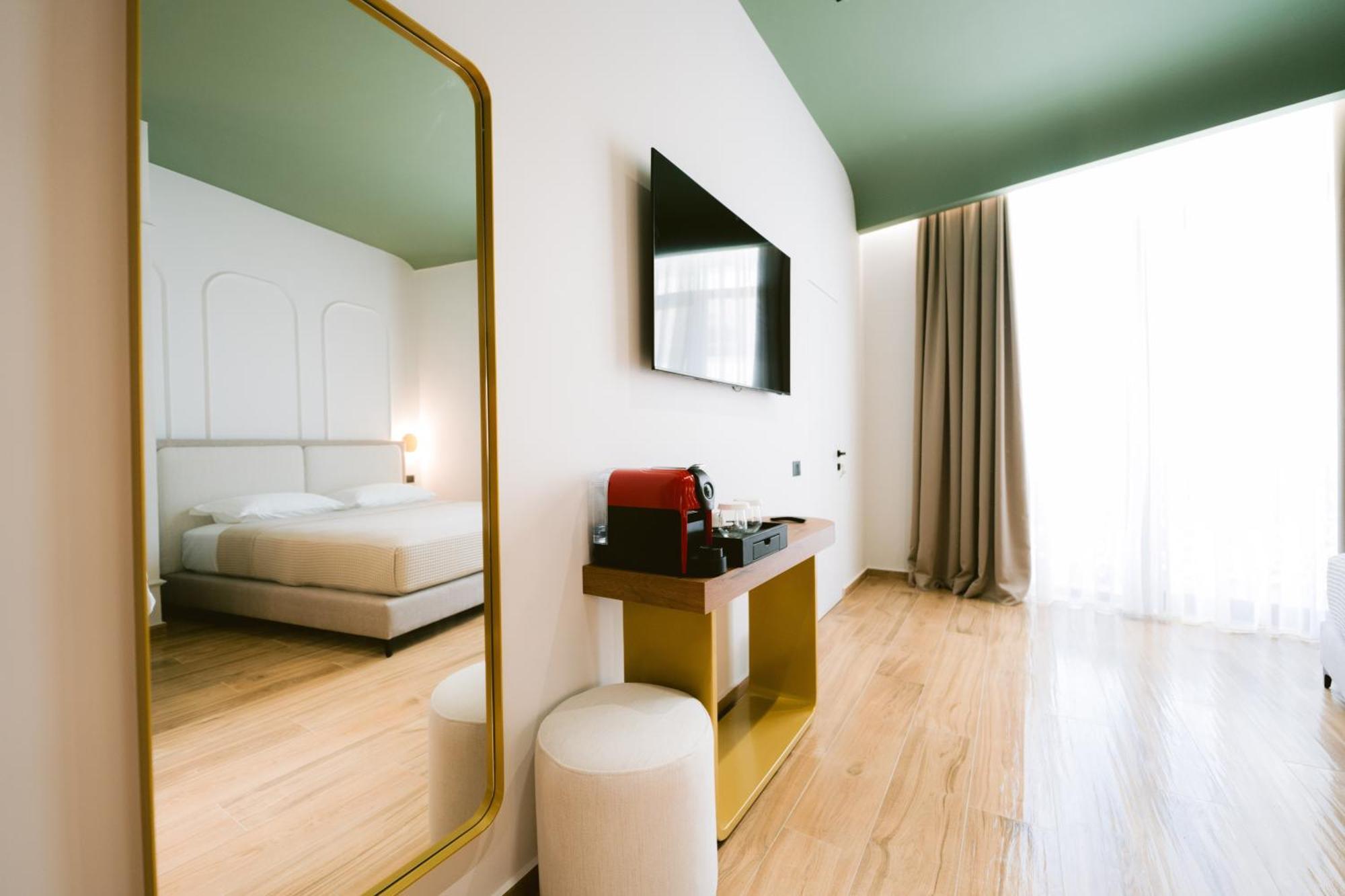 Noemie Hotel Himare Exterior foto